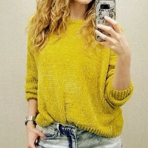 Cropped Chenille Sweater - L